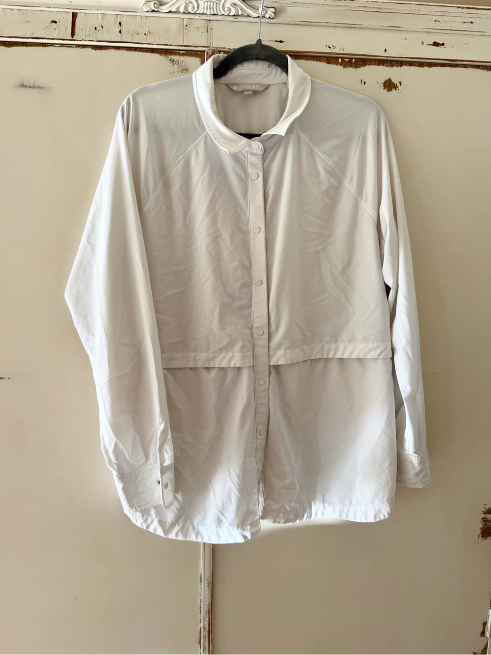 Athleta White Button-Front Long Sleeve Shirt